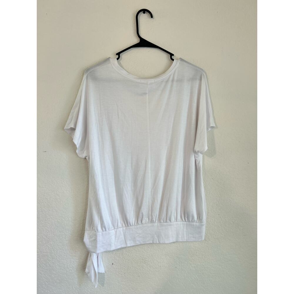NWT Korye V Neck White Tie Knot Detail Relaxed Fit Cap Sleeve Size Large - Picture 2 of 10